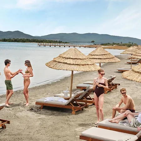 Anda Barut Collection 호텔