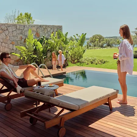 Anda Barut Collection 호텔 디딤