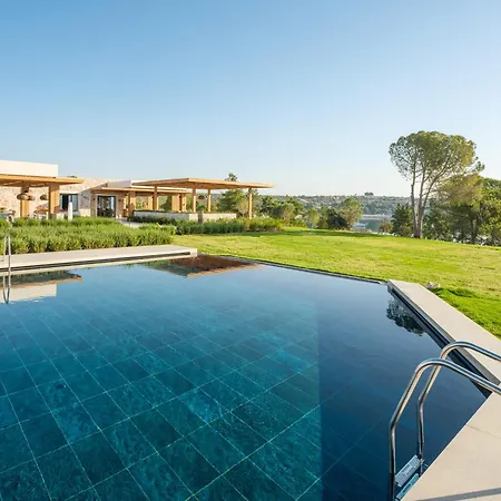 Anda Barut Collection 호텔 디딤