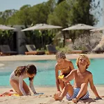 Anda Barut Collection Otel 5*