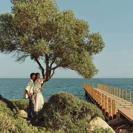 فندق Anda Barut Collection