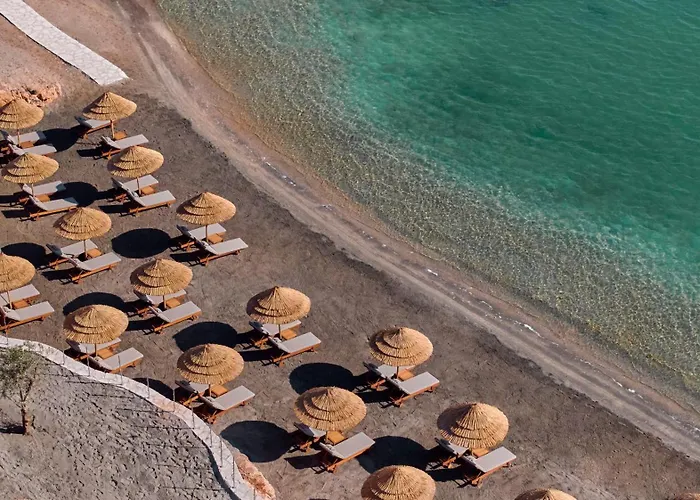 Anda Barut Collection فندق