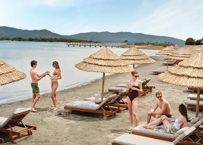 Anda Barut Collection فندق