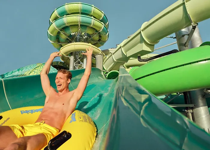 Anda Barut Collection فندق 5*