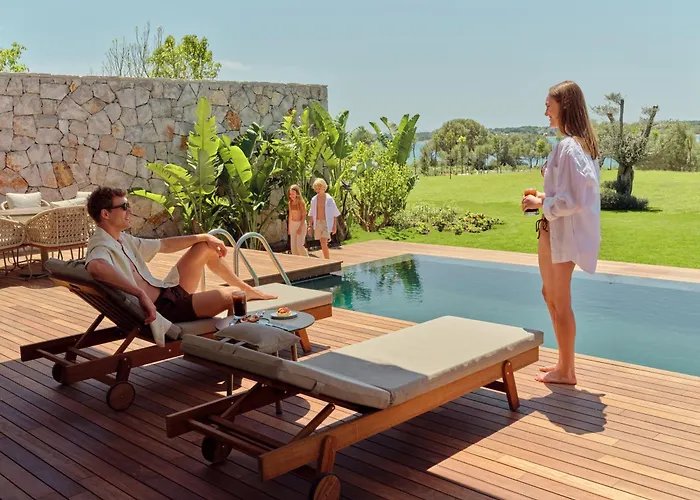 Anda Barut Collection فندق ديديم