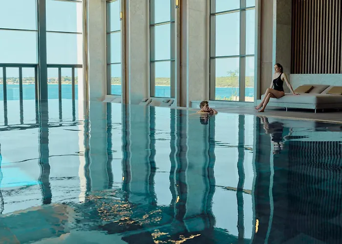 Anda Barut Collection فندق