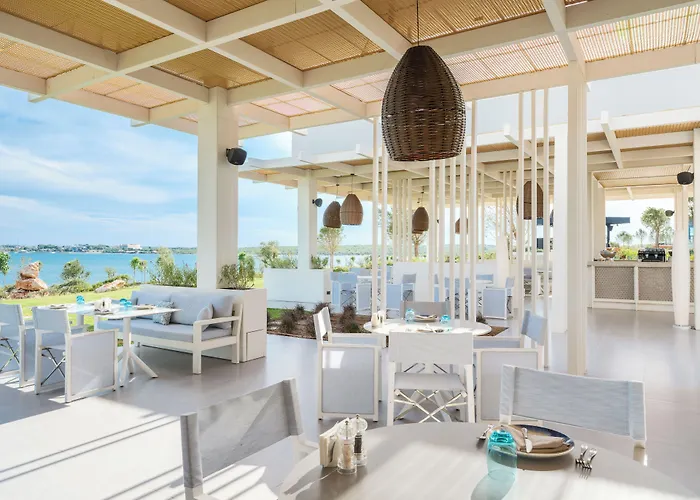 Anda Barut Collection فندق 5*